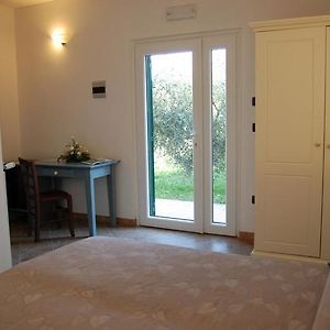 Camera con letto king size